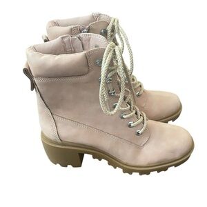 Steve Madden Dillan Light pink Combat lace up boots